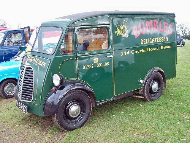 Morris Commercial Type J van